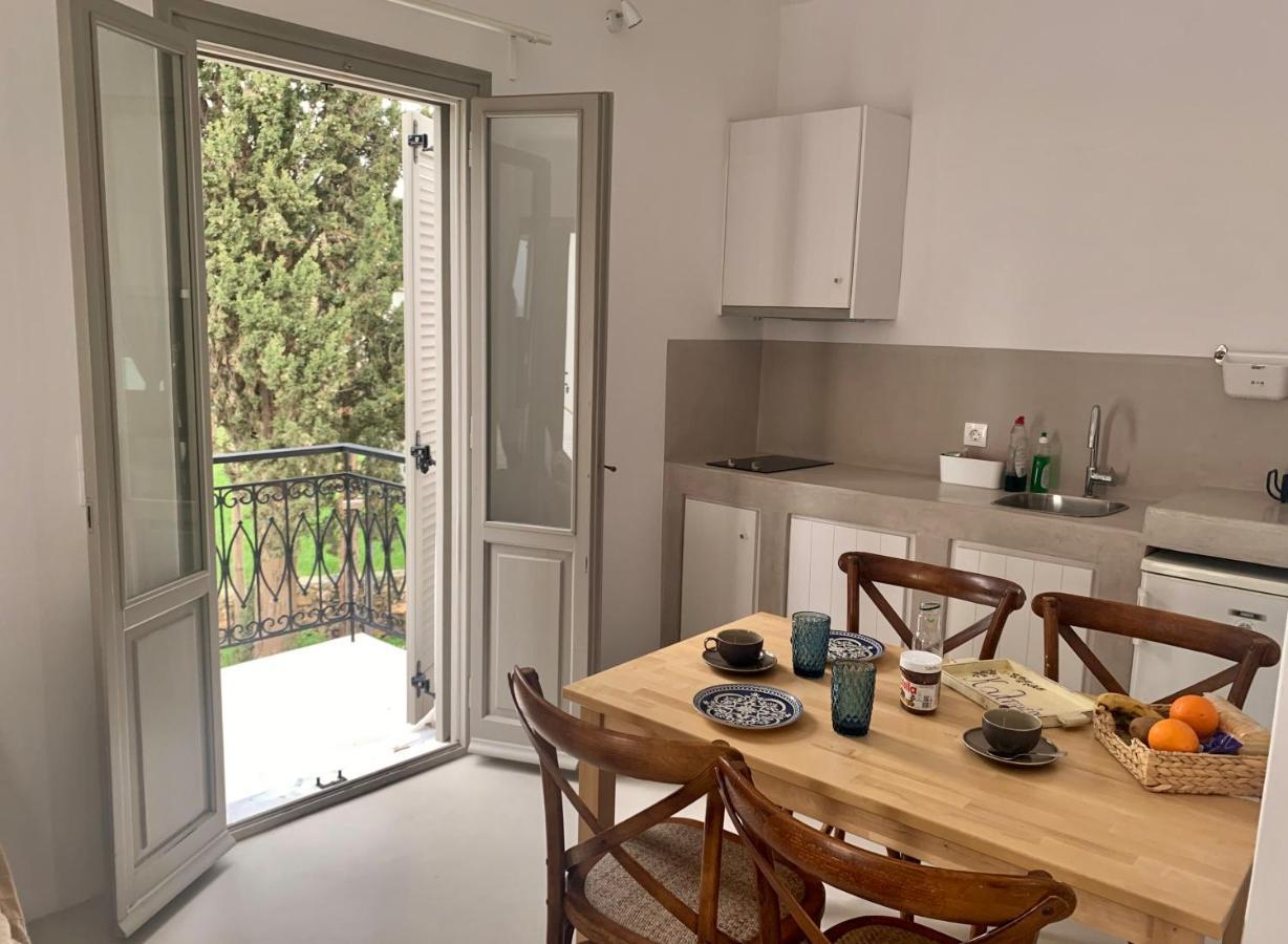Sorina Beloved Rooms Spetses Town Exterior photo