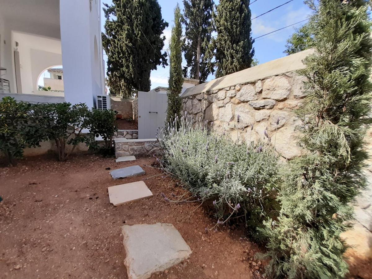 Sorina Beloved Rooms Spetses Town Exterior photo