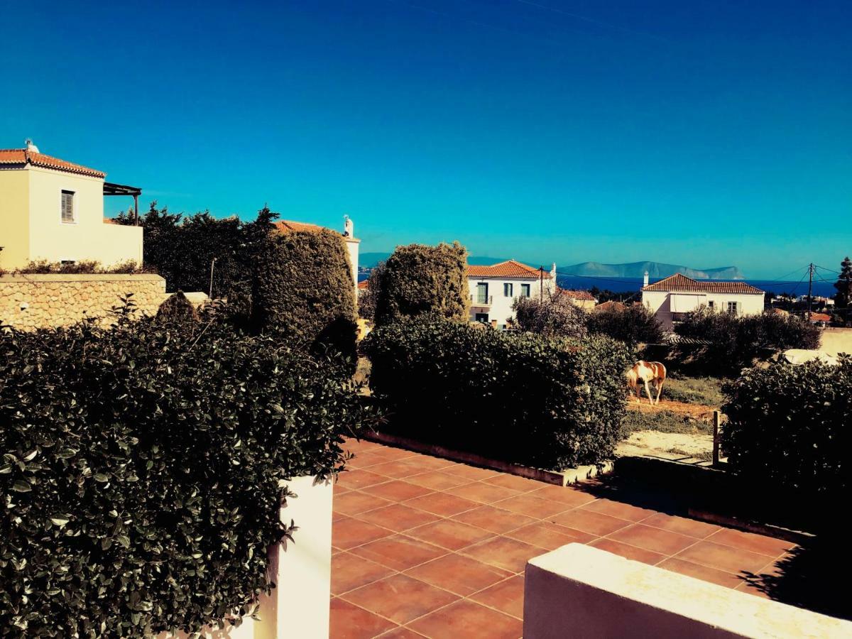 Sorina Beloved Rooms Spetses Town Exterior photo